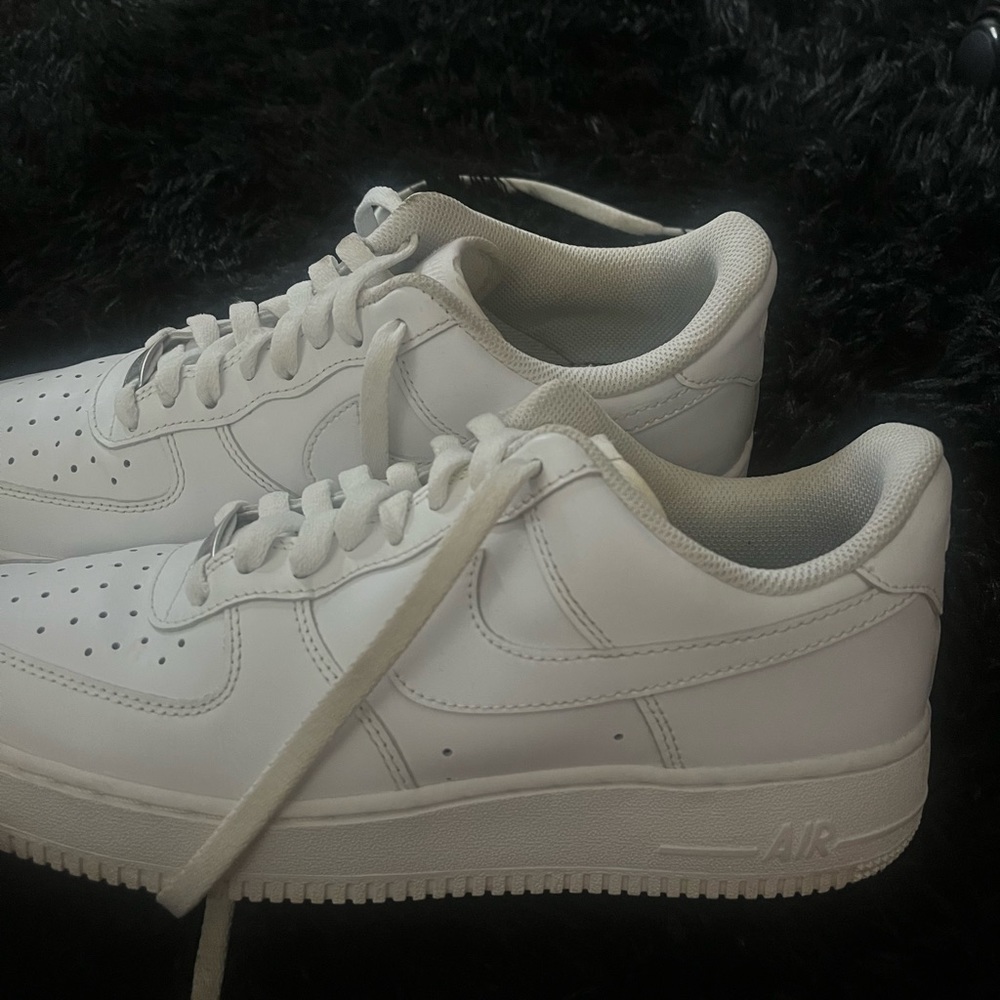 white nike af1 w/ box